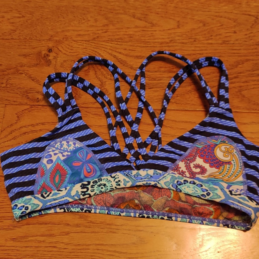 Maaji bikini top, reversible, size 14 (girls)